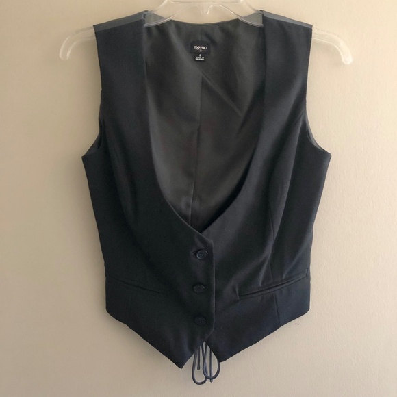 NWOT Black Button Down Vest with String Back Tie SM - Picture 1 of 6